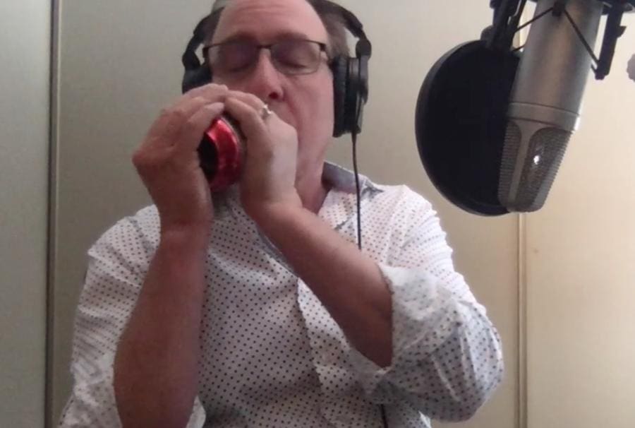 cupping harmonica